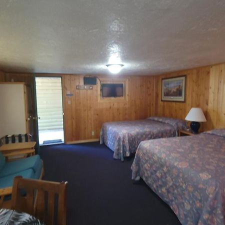 Westwood Motel West Yellowstone Exteriér fotografie
